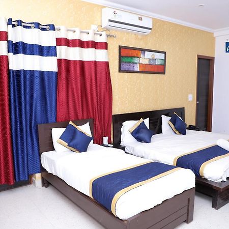 The Abodes House Hotel Greater Noida Exterior photo
