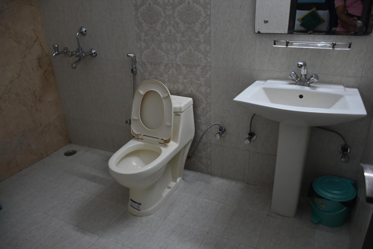 The Abodes House Hotel Greater Noida Exterior photo